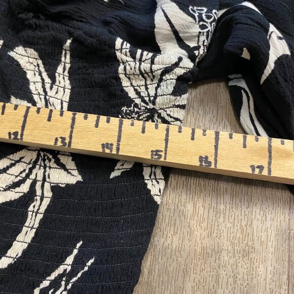 Angie Black Floral Boho Off The Shoulder Top Size 2X - Picture 5 of 6